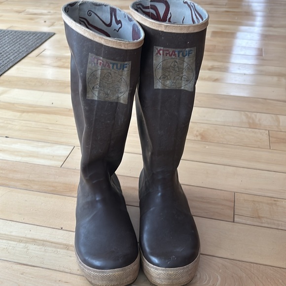 Woman’s xtra tuf boots. Salmon sister special edition size 7 - Picture 4 of 5